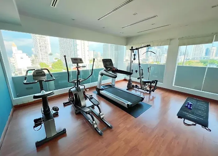 Go Thonglor 23 โกอินน์ ทองหล่อ 23 X Apartment